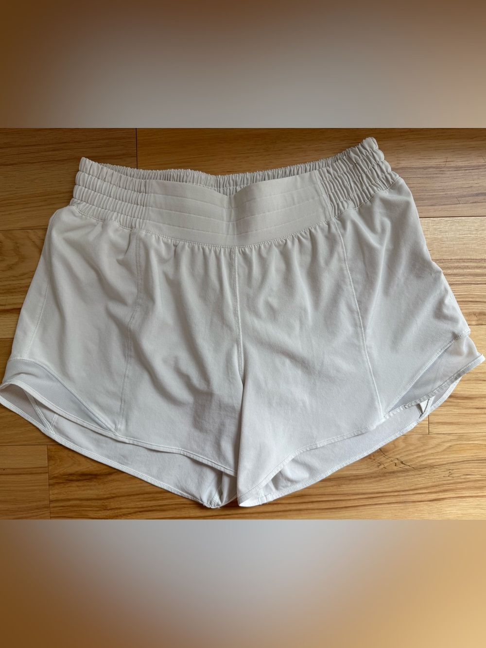 Lululemon Hotty Hot High-Rise Lined Shorts, Sz. 8